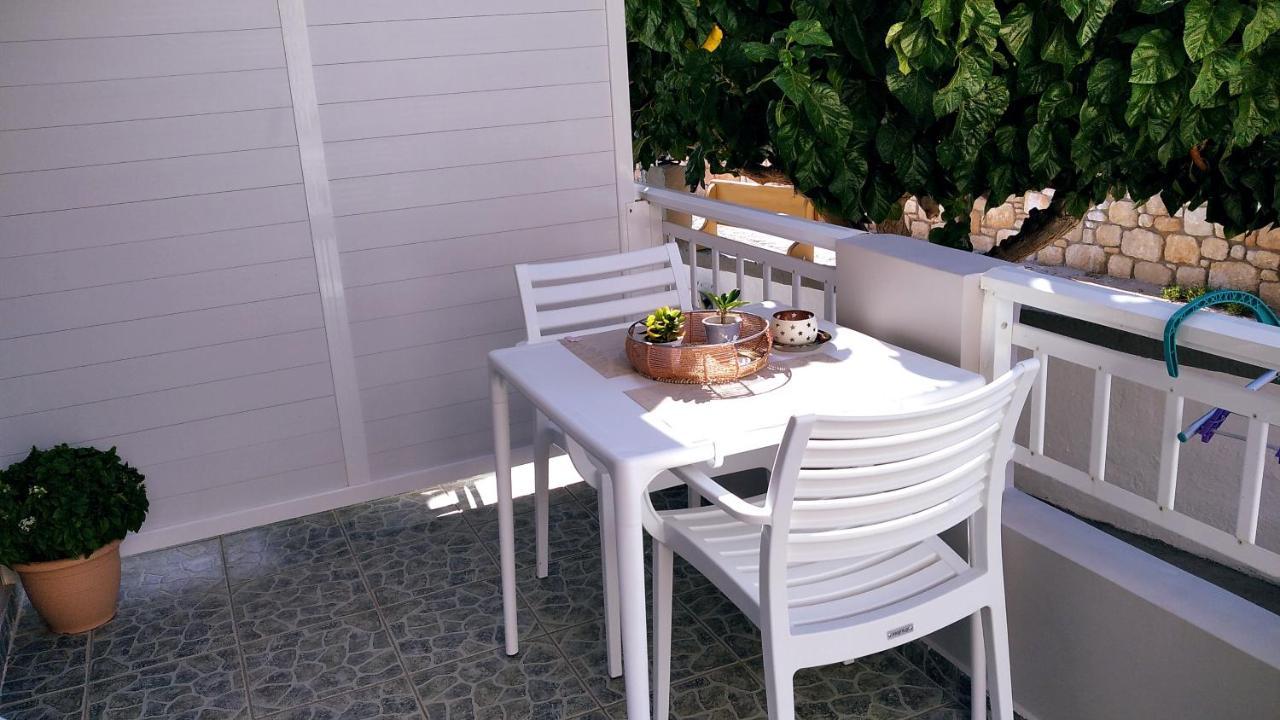 Mulberry House Hotell Elafónisos Eksteriør bilde